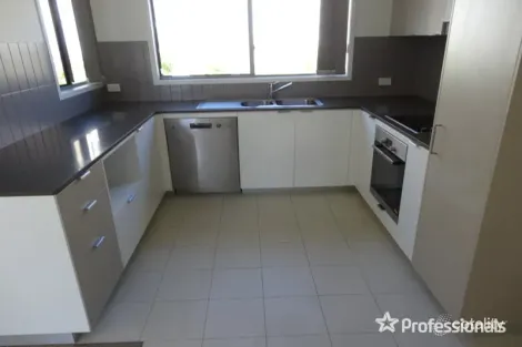 Property photo of 7/2 Ringuet Close Glen Eden QLD 4680