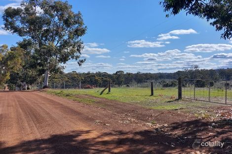 87 Plantation Rd, Westdale, WA 6304