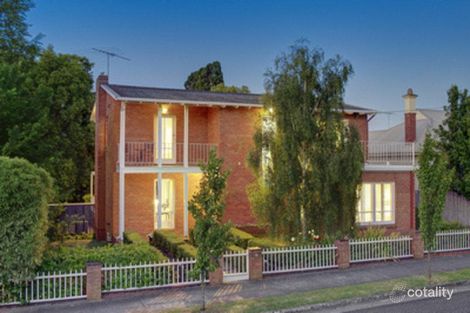 32 Retreat Rd, Newtown, VIC 3220
