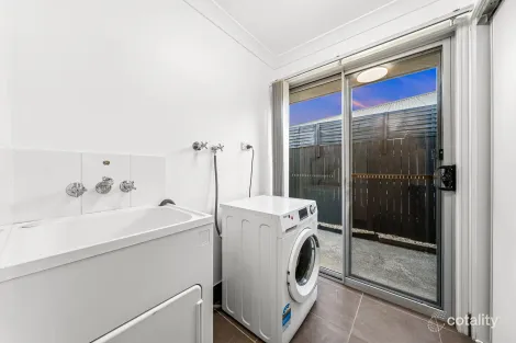 Property photo of 60 Red Gum Crescent Wakerley QLD 4154