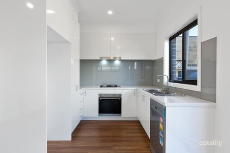 Property photo of 1/150 Dromana Parade Safety Beach VIC 3936