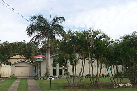 Property photo of 9 Karuah Avenue Coffs Harbour NSW 2450
