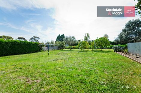 Property photo of 52 Banksia Grove Tullamarine VIC 3043