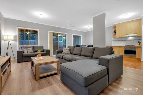 Property photo of 10 Castlebury Place Craigieburn VIC 3064
