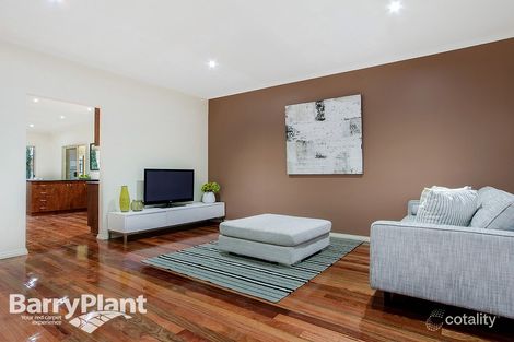 9 Sugargum Gr, Cairnlea, VIC 3023