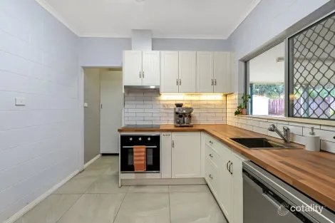 Property photo of 15 Beagle Close Bentley Park QLD 4869