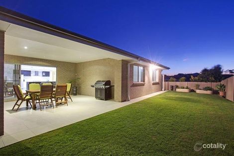 Property photo of 54 Newcastle Drive Pottsville NSW 2489