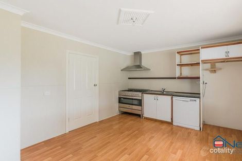 Property photo of 42 Grasmere Way Kelmscott WA 6111