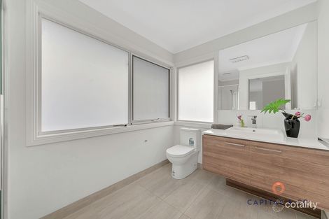 Property photo of 9/51 Morotai Parade Heidelberg West VIC 3081