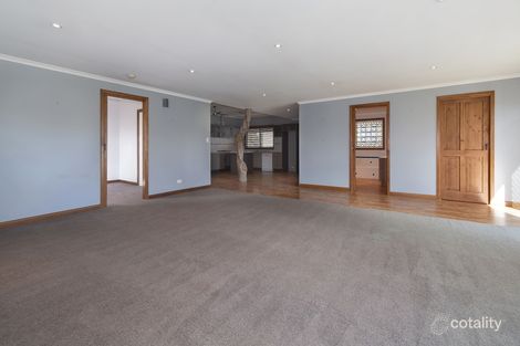 Property photo of 17 Neylan Street Ararat VIC 3377