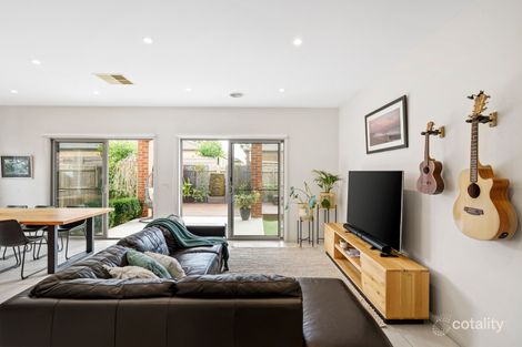 Property photo of 38 Timbarra Drive Werribee VIC 3030