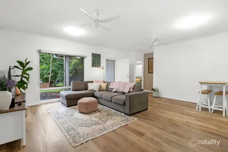 Property photo of 15 Beagle Close Bentley Park QLD 4869