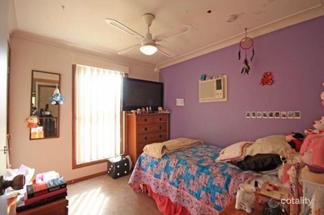 Property photo of 10 Canidius Street Rosemeadow NSW 2560