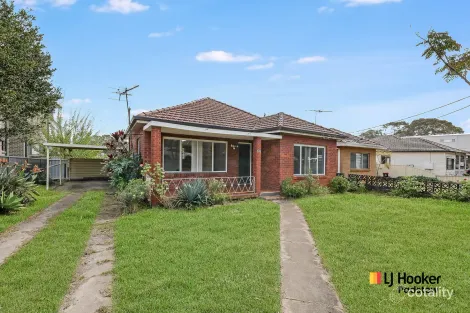 60 Albert St, Revesby, NSW 2212