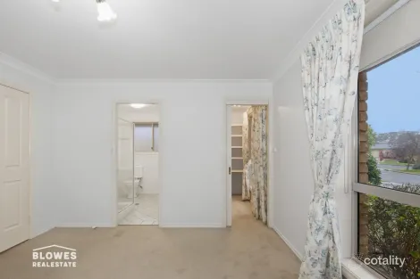 Property photo of 5 Gallagher Place Orange NSW 2800