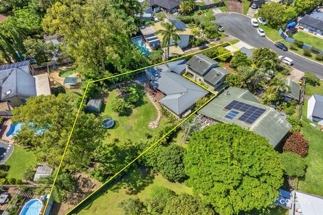 2/8 Onyx Ct, Carrara, QLD 4211