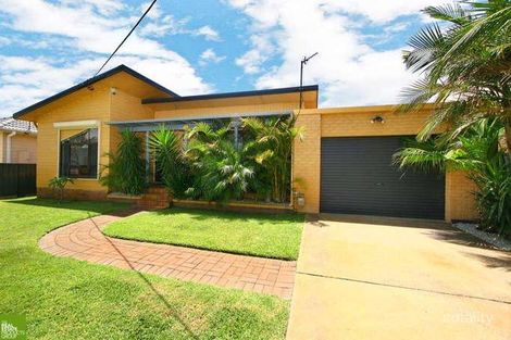 Property photo of 61 Kurrajong Street Windang NSW 2528