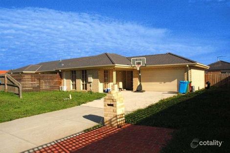 Property photo of 10 Athena Court Cranbourne VIC 3977