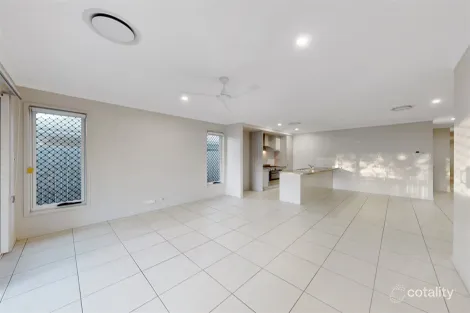 Property photo of 19 Bilson Street Pallara QLD 4110