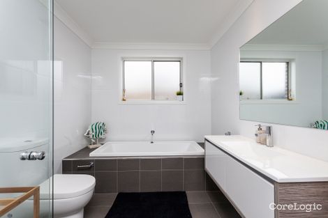 Property photo of 8 Lakelands Close Shell Cove NSW 2529