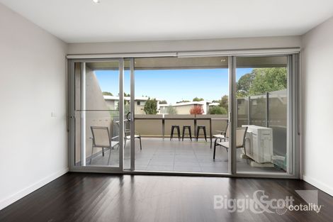 Property photo of 16 Magnolia Path Maidstone VIC 3012