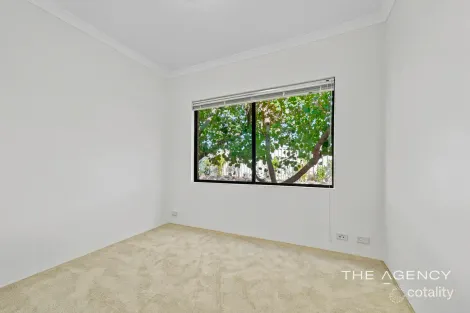 Property photo of 10 Nautical Lookout Glenfield WA 6532