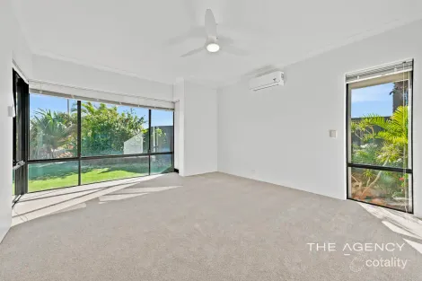 Property photo of 10 Nautical Lookout Glenfield WA 6532