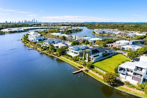 5035 Emerald Island Dr, Carrara, QLD 4211