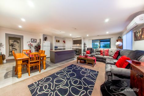 Property photo of 5 Stately Drive Cranbourne East VIC 3977