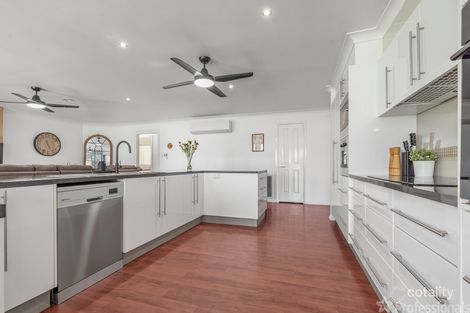 Property photo of 19 Lisbon Circuit Orange NSW 2800