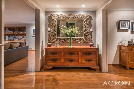 Property photo of 5 Southern Cross Circle Ocean Reef WA 6027