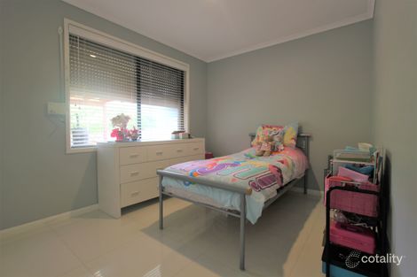 Property photo of 48 Tabletop Circuit Horningsea Park NSW 2171