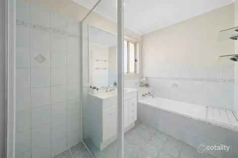 Property photo of 64 Lincoln Road Port Macquarie NSW 2444