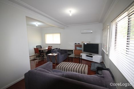 Property photo of 4 Lachlan Close Young NSW 2594