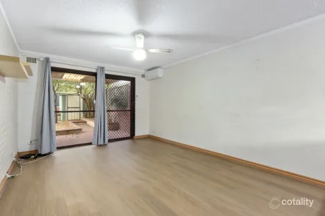 Property photo of 2/3 Burgundy Crescent Spearwood WA 6163