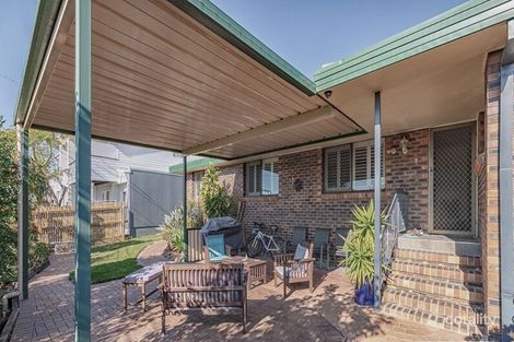 Property photo of 45 Tenth Avenue Coorparoo QLD 4151