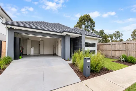 4 Wenlyan Dr, Greenvale, VIC 3059