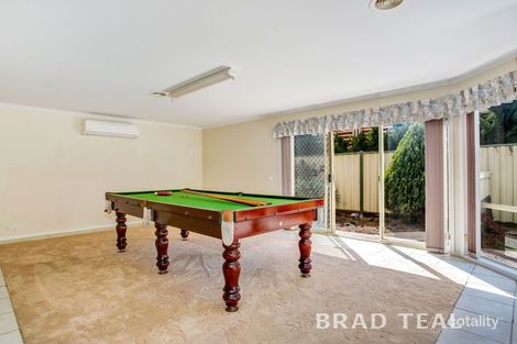 Property photo of 16 Waranga Way Taylors Hill VIC 3037