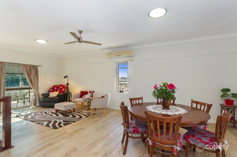 Property photo of 64 Banfield Drive Mount Louisa QLD 4814