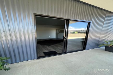 36 Southern Cross Cct, Urangan, QLD 4655