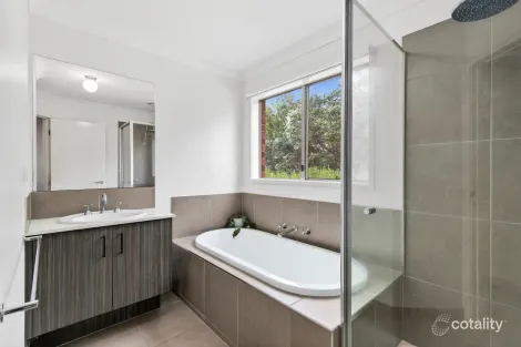 Property photo of 93 Eagle Court Teesdale VIC 3328
