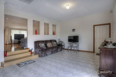 Property photo of 2 Mardis Place South Morang VIC 3752