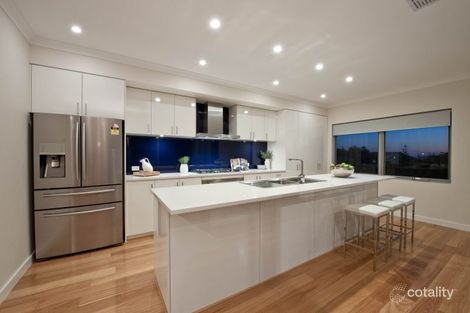 Property photo of 8B Troy Avenue Marmion WA 6020