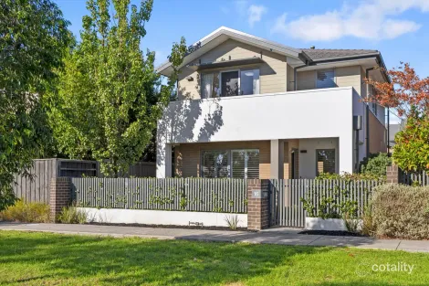 16 Harcrest Bvd, Wantirna South, VIC 3152