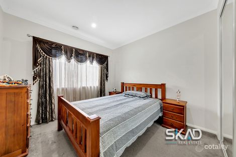 Property photo of 37 Hilderstone Avenue Wollert VIC 3750