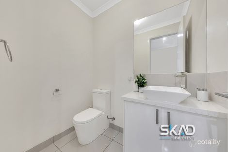Property photo of 37 Hilderstone Avenue Wollert VIC 3750