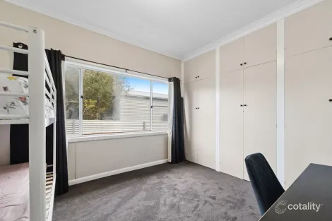 Property photo of 22 Little Street Camperdown VIC 3260