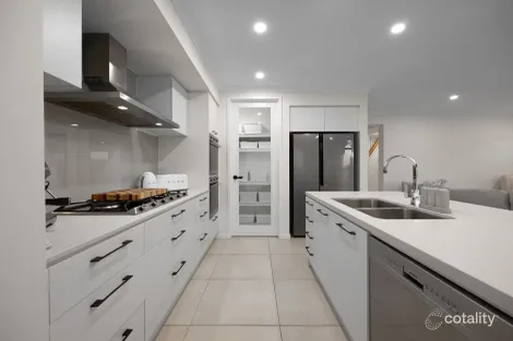 Property photo of 7 Palmview Street Ripley QLD 4306