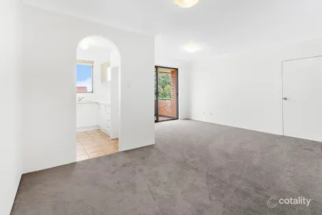 Property photo of 10/11-13 Murranar Road Towradgi NSW 2518