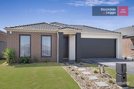 12 Bankton Ave, Cranbourne East, VIC 3977